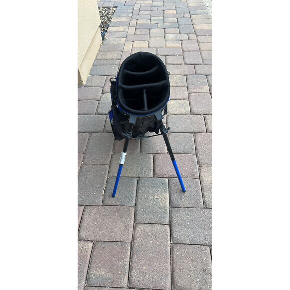 AMF Juniors Kids Golf Bag/Stand and Straps - Picture 4 of 10